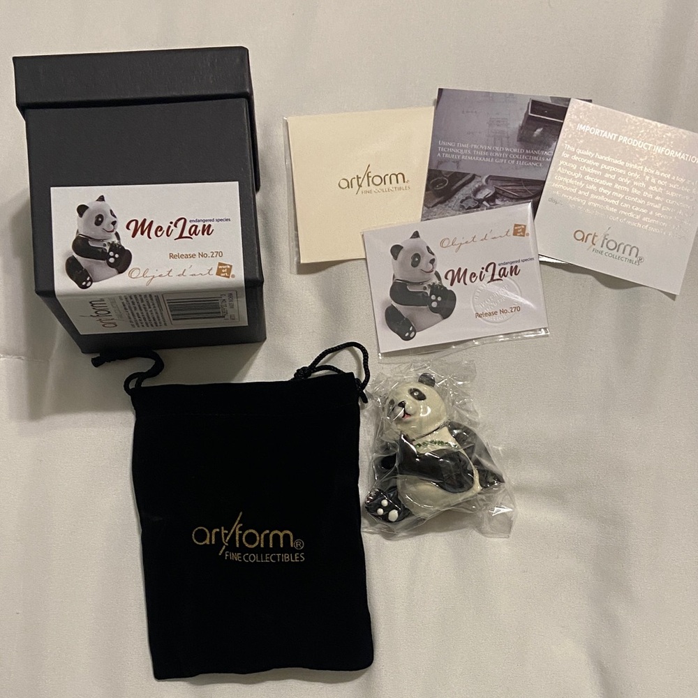 Artform Mei Lan Panda Figurine trinket Box